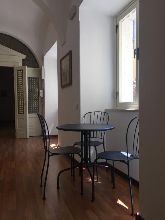Lo Studio Di Joyce Τεργέστη Εξωτερικό φωτογραφία